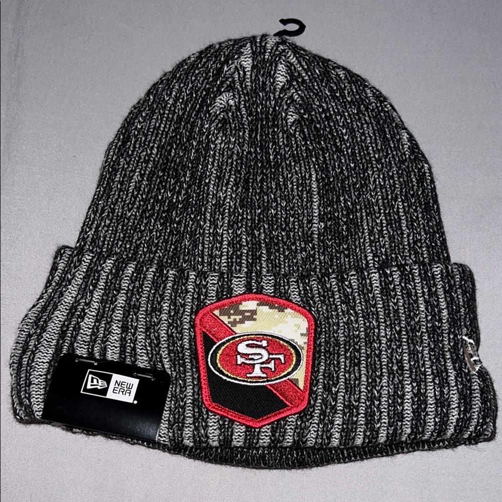San Francisco 49ers Salute to Service Beanie